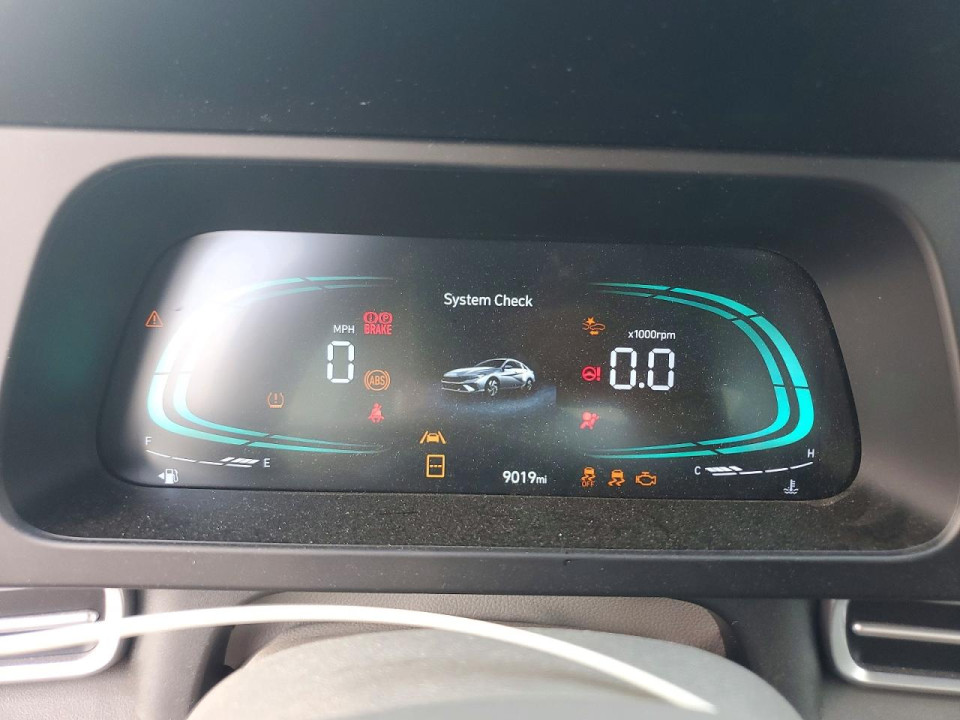 Hyundai ELANTRA 2026 — Copart