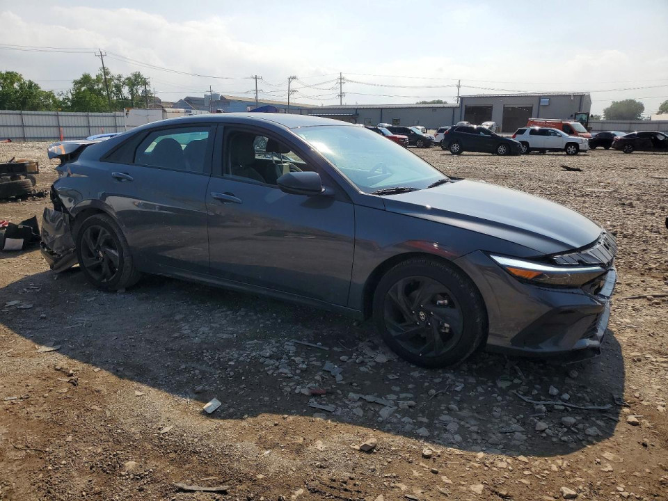 Hyundai ELANTRA 2026 — Copart
