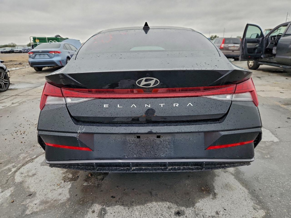 Hyundai ELANTRA 2024 — Copart
