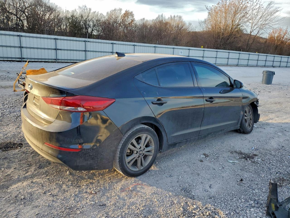 Hyundai ELANTRA 2018 — Copart