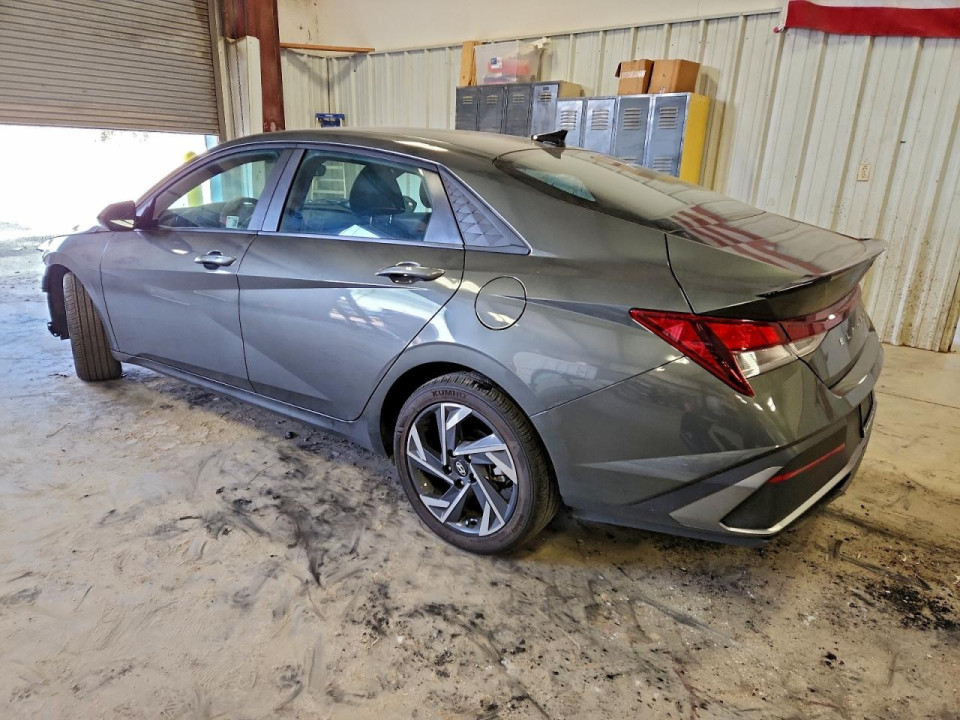 Hyundai ELANTRA 2025 — Copart