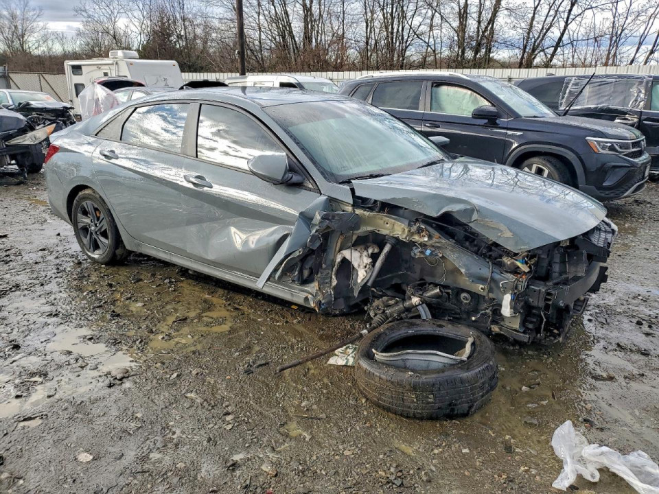Hyundai ELANTRA 2022 — Copart