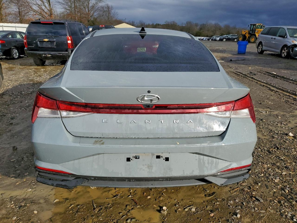 Hyundai ELANTRA 2022 — Copart