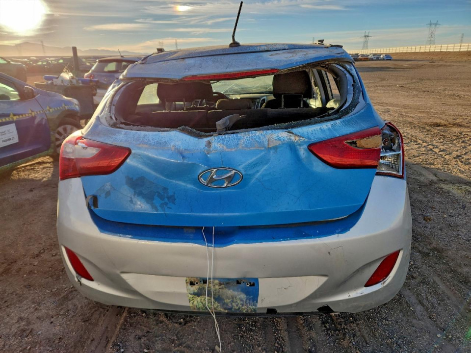 Hyundai ELANTRA 2016 — Copart