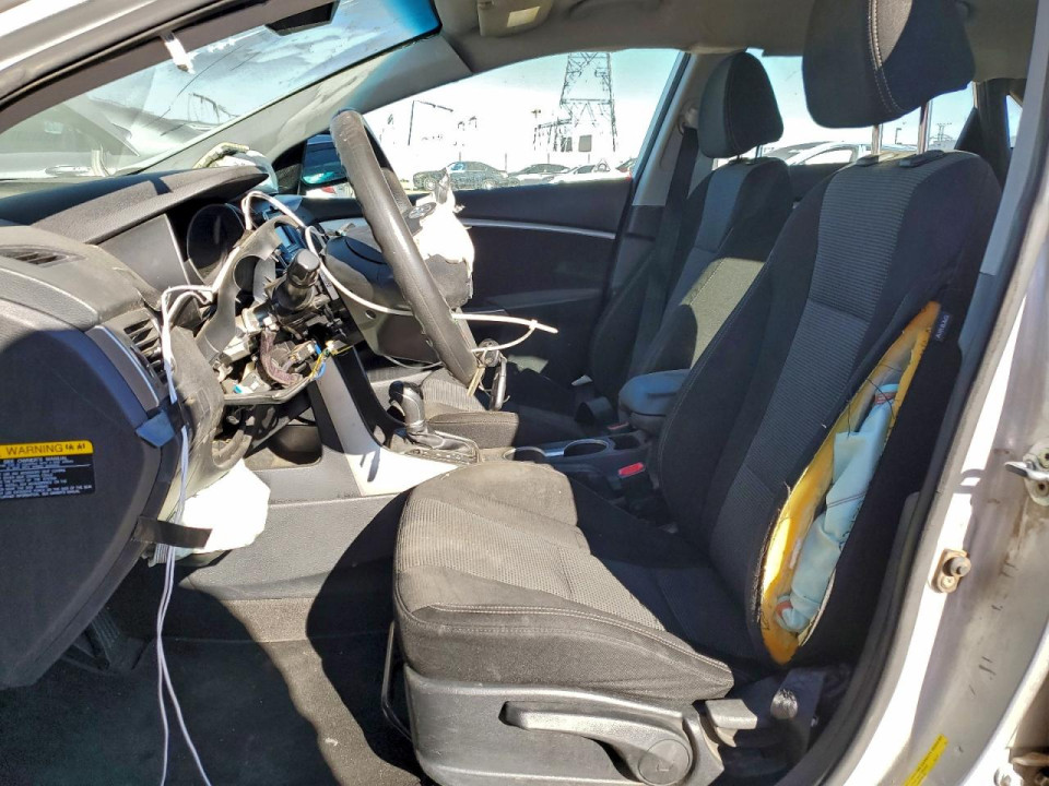Hyundai ELANTRA 2016 — Copart