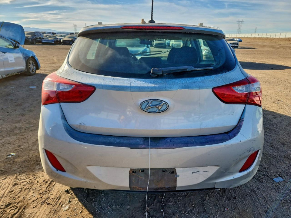 Hyundai ELANTRA 2016 — Copart
