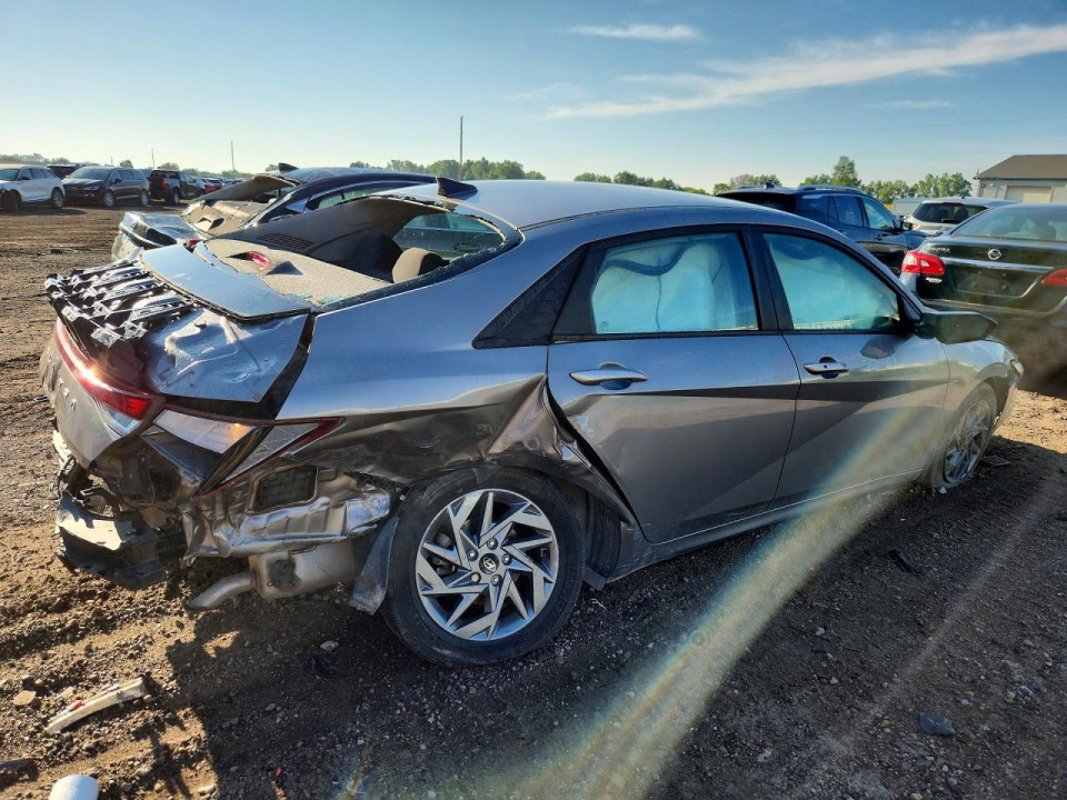 Hyundai ELANTRA 2024 — Copart