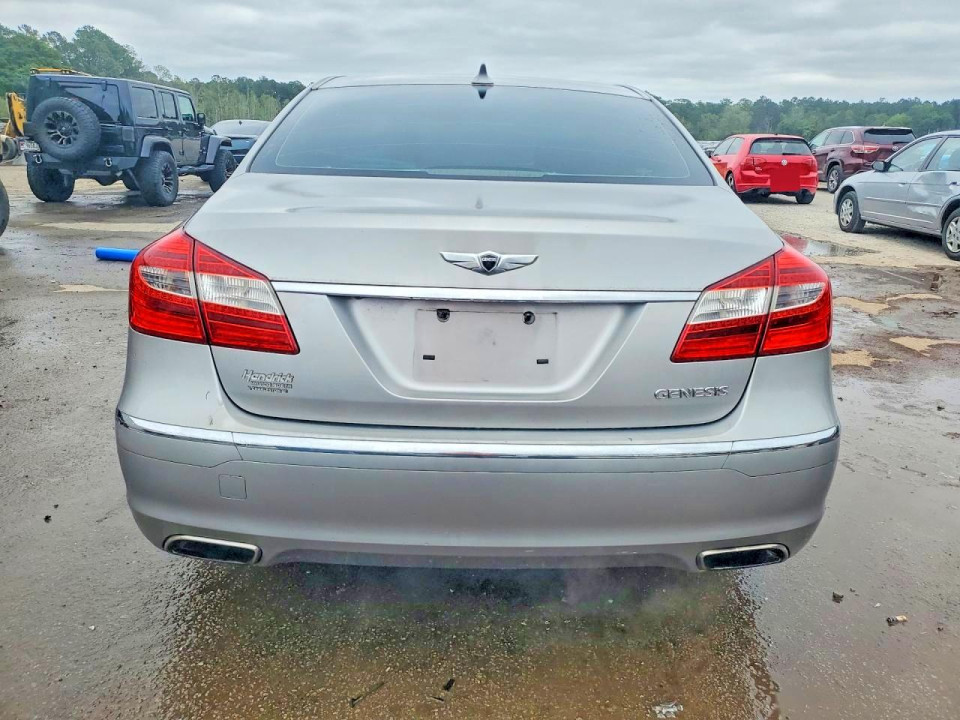 Hyundai GENESIS 2013 — Copart