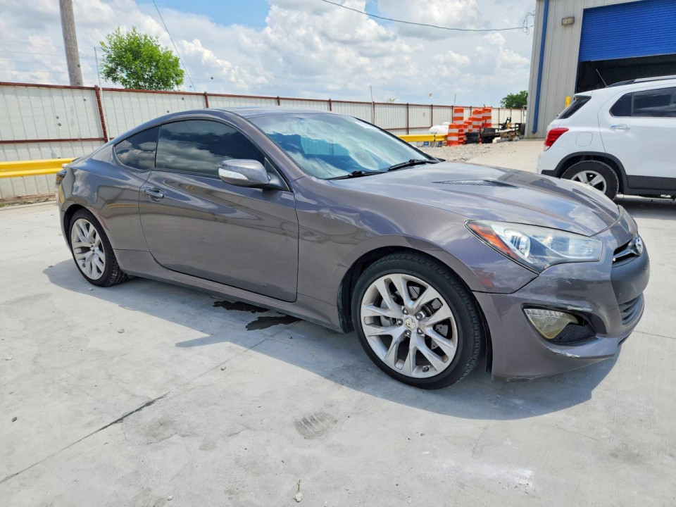 Hyundai GENESIS 2013 — Copart