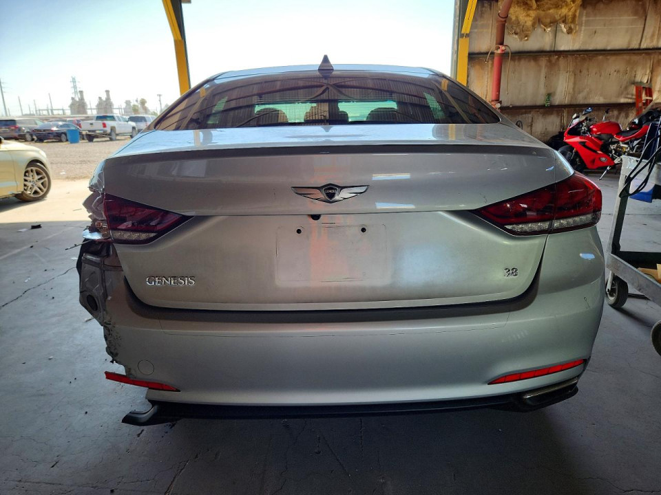 Hyundai GENESIS 2015 — Copart