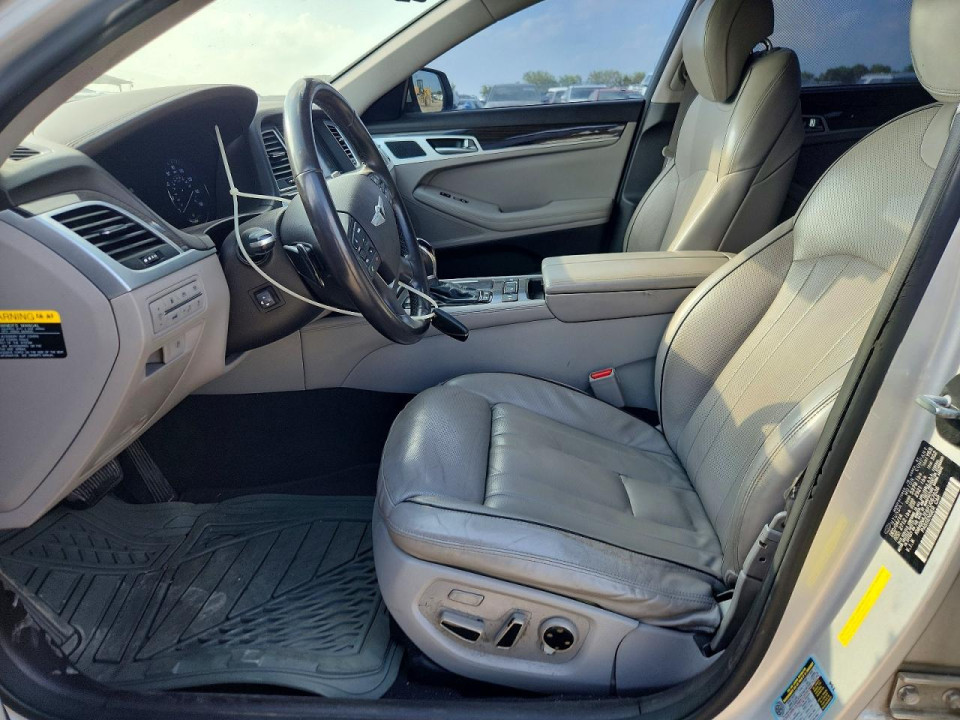 Hyundai GENESIS 2015 — Copart