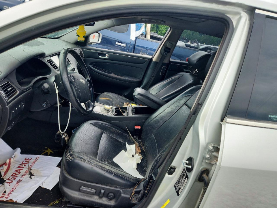 Hyundai GENESIS 2013 — Copart