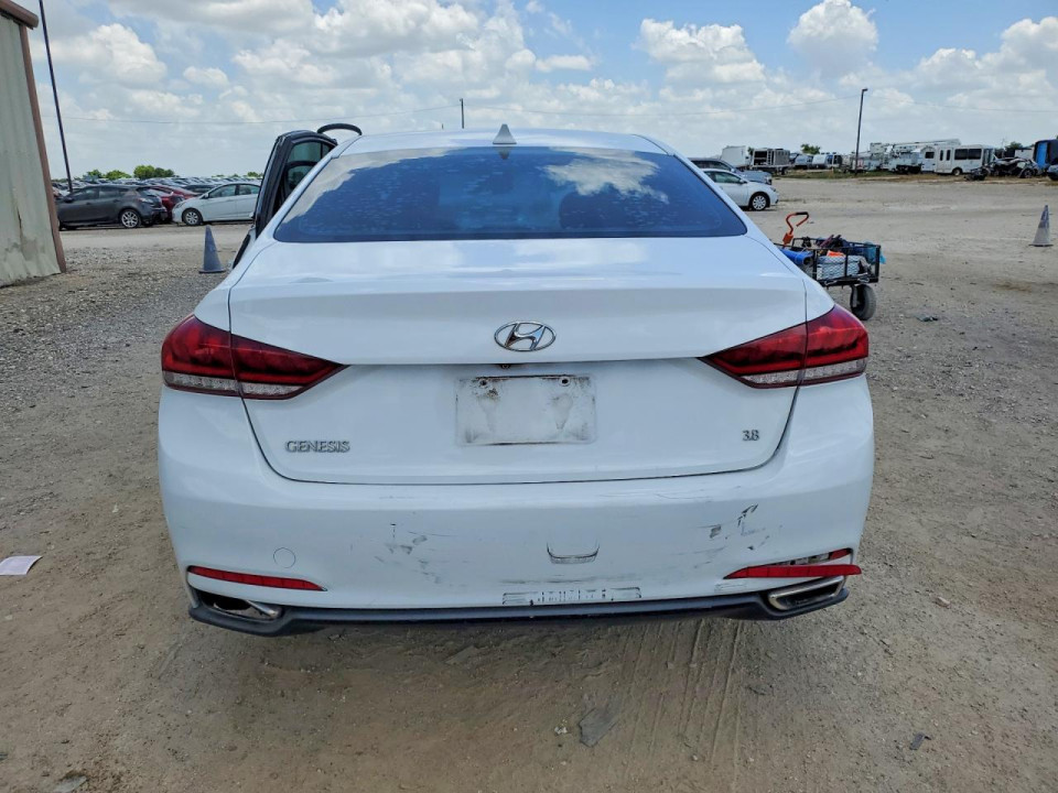 Hyundai GENESIS 2015 — Copart