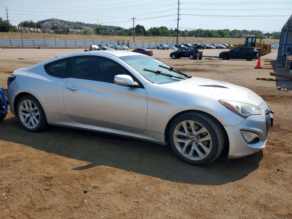 Hyundai GENESIS 2016 — Copart