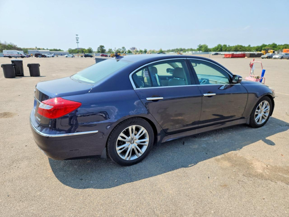 Hyundai GENESIS 2013 — Copart