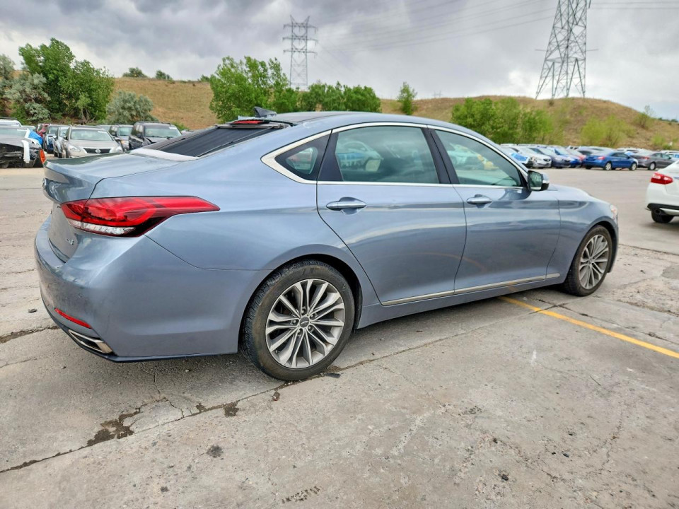 Hyundai GENESIS 2015 — Copart