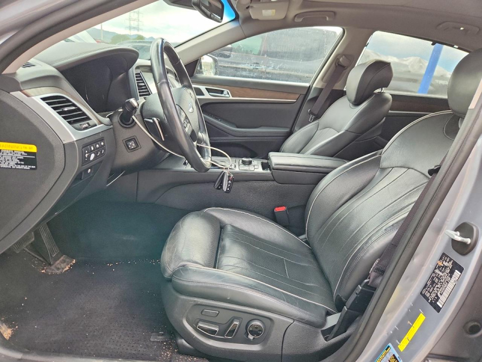 Hyundai GENESIS 2015 — Copart