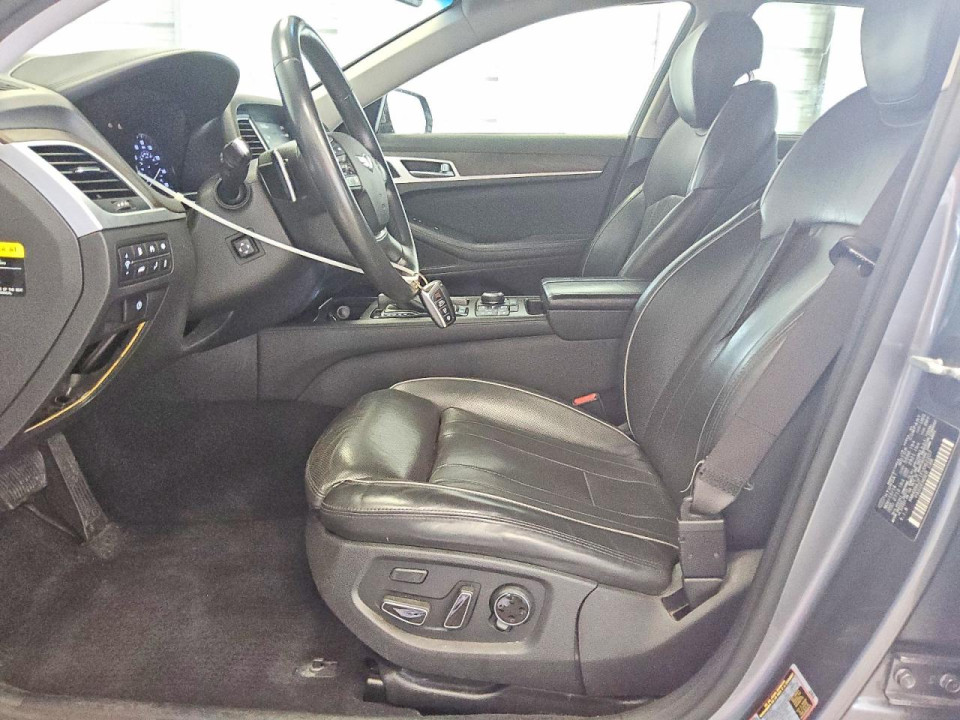 Hyundai GENESIS 2015 — Copart