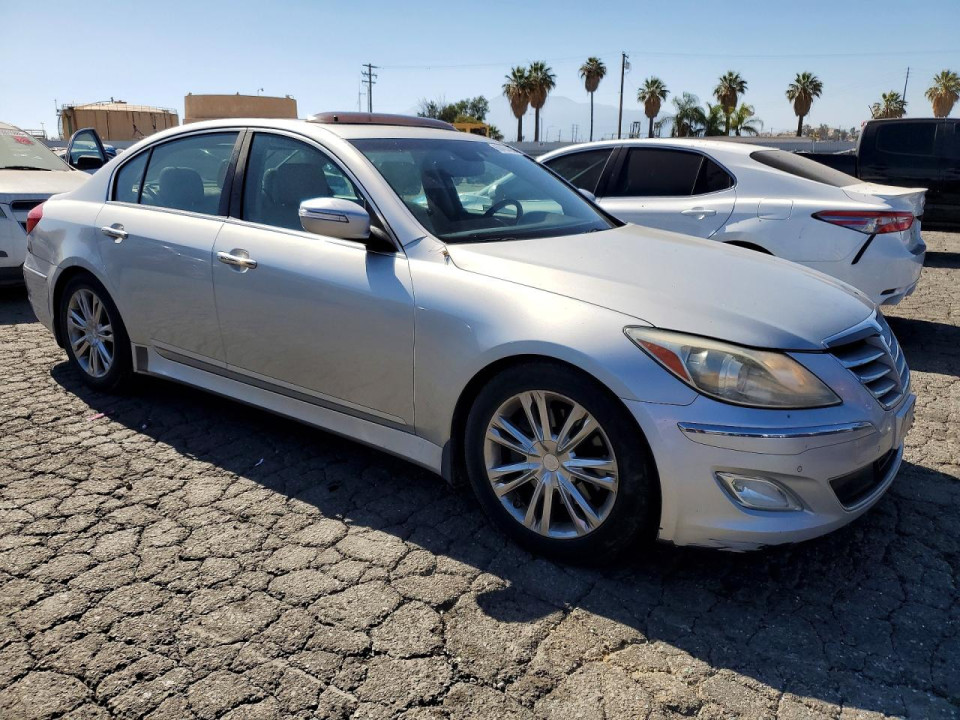 Hyundai GENESIS 2012 — Copart