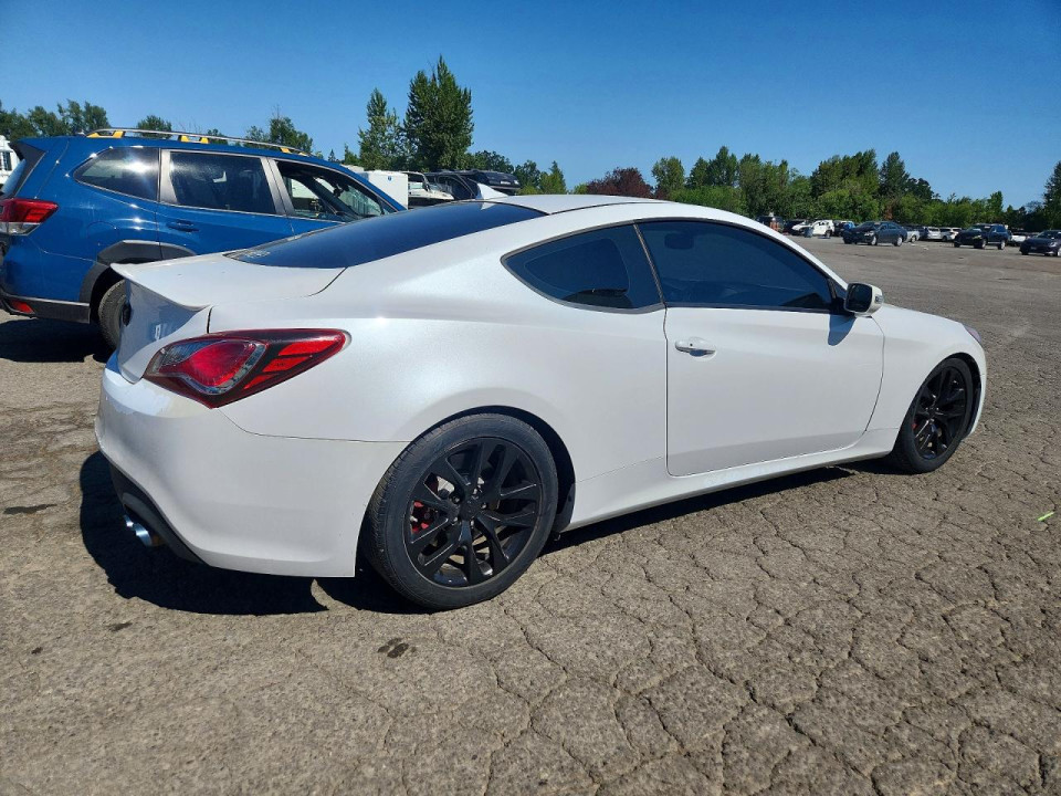 Hyundai GENESIS 2015 — Copart