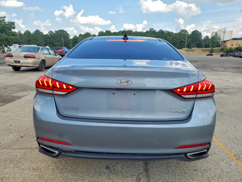 Hyundai GENESIS 2015 — Copart