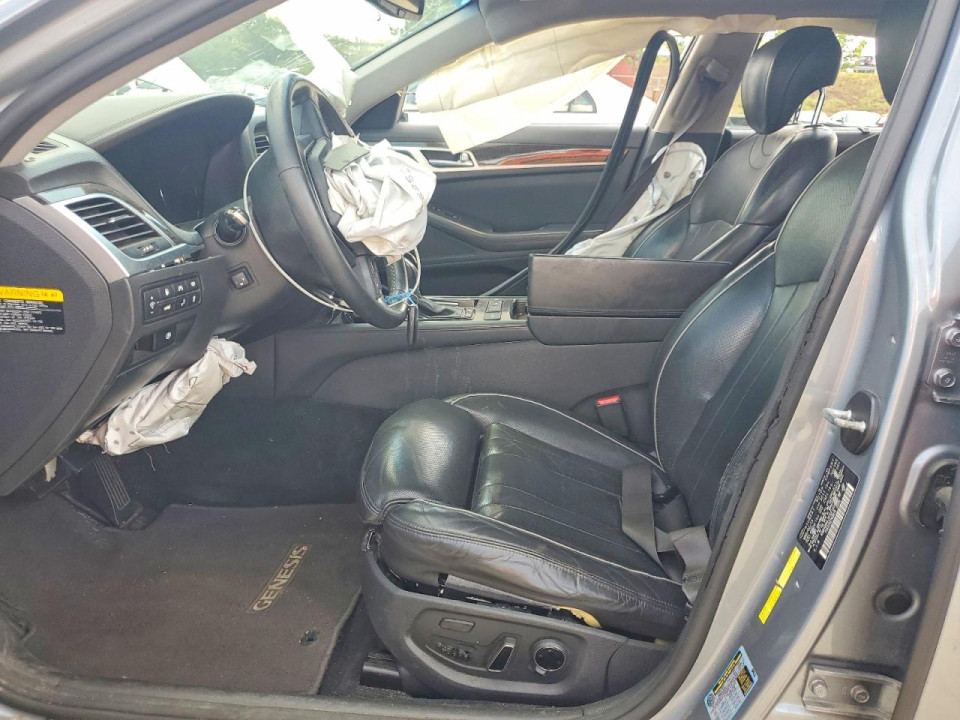 Hyundai GENESIS 2015 — Copart
