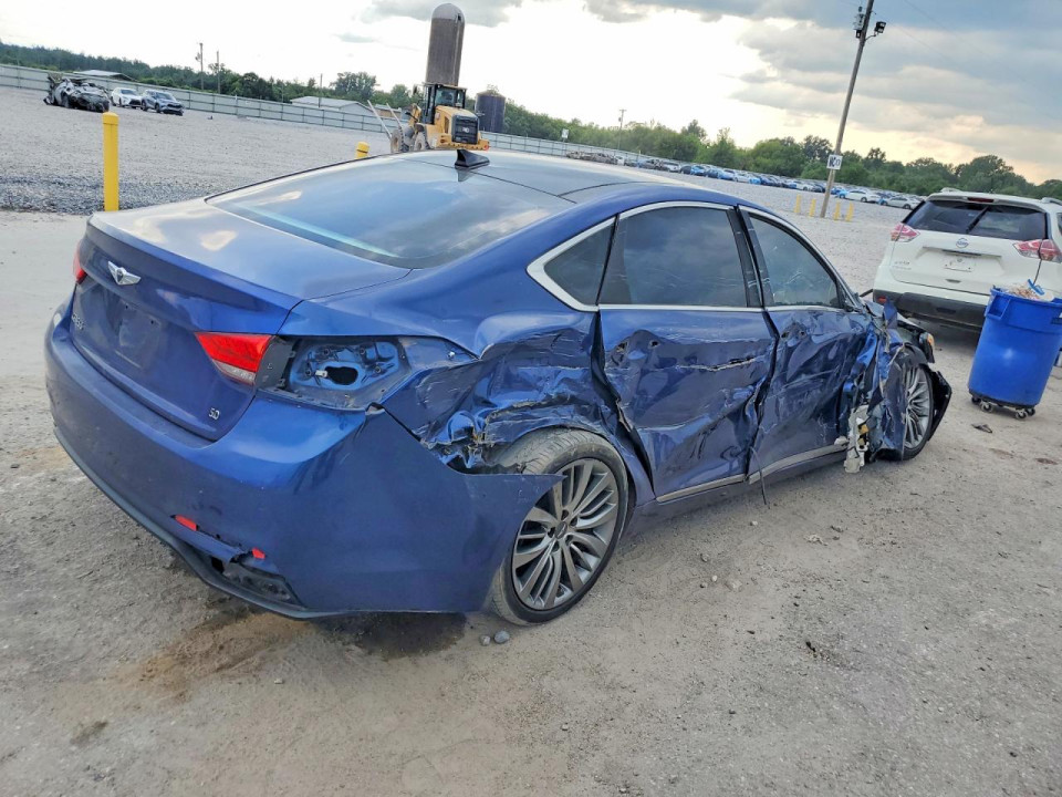 Hyundai GENESIS 2015 — Copart