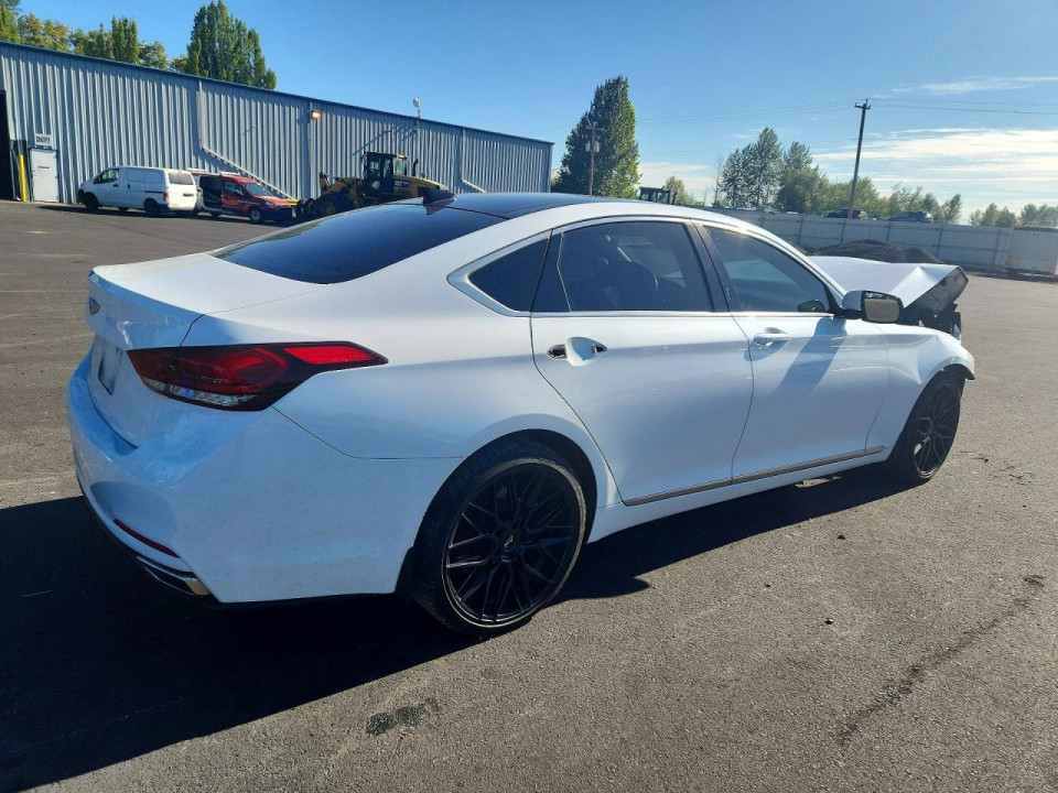 Hyundai GENESIS 2015 — Copart