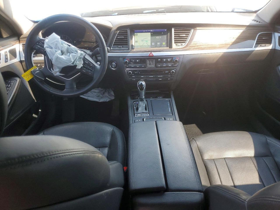 Hyundai GENESIS 2015 — Copart