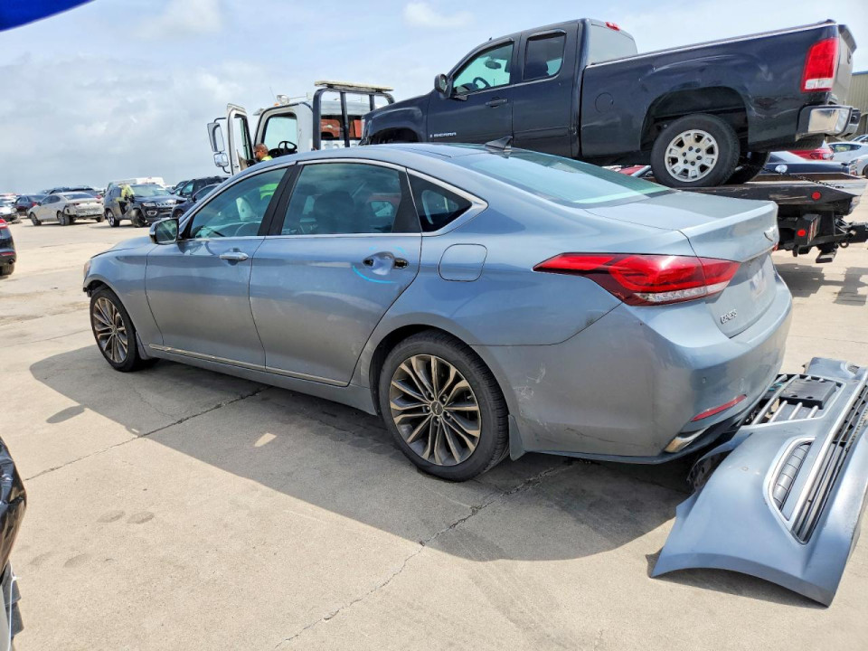 Hyundai GENESIS 2015 — Copart