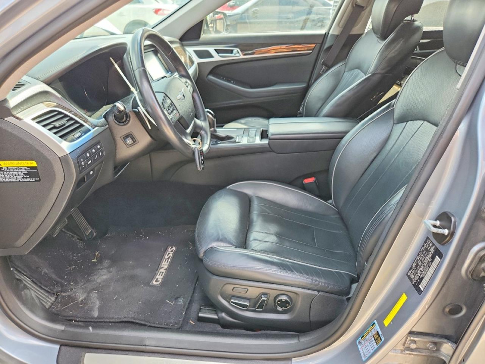 Hyundai GENESIS 2015 — Copart