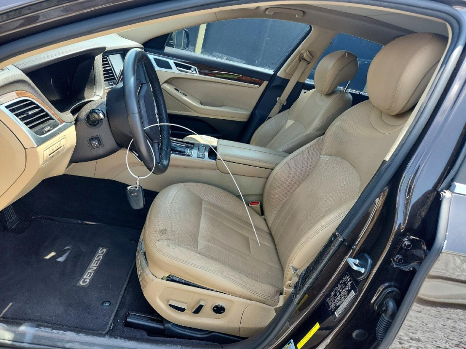 Hyundai GENESIS 2016 — Copart