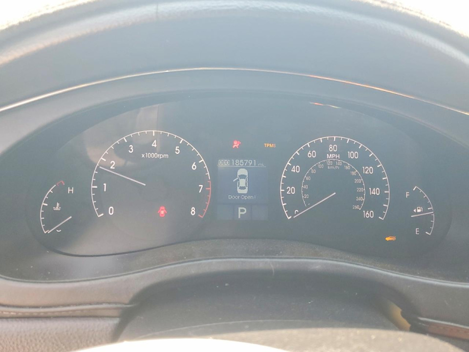 Hyundai GENESIS 2010 — Copart