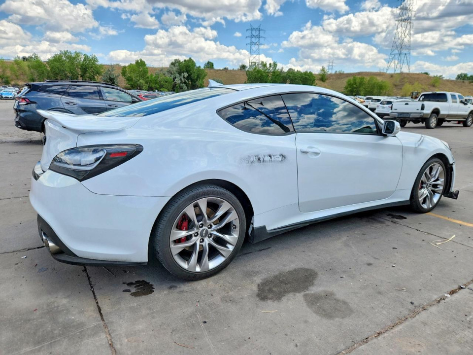 Hyundai GENESIS 2014 — Copart