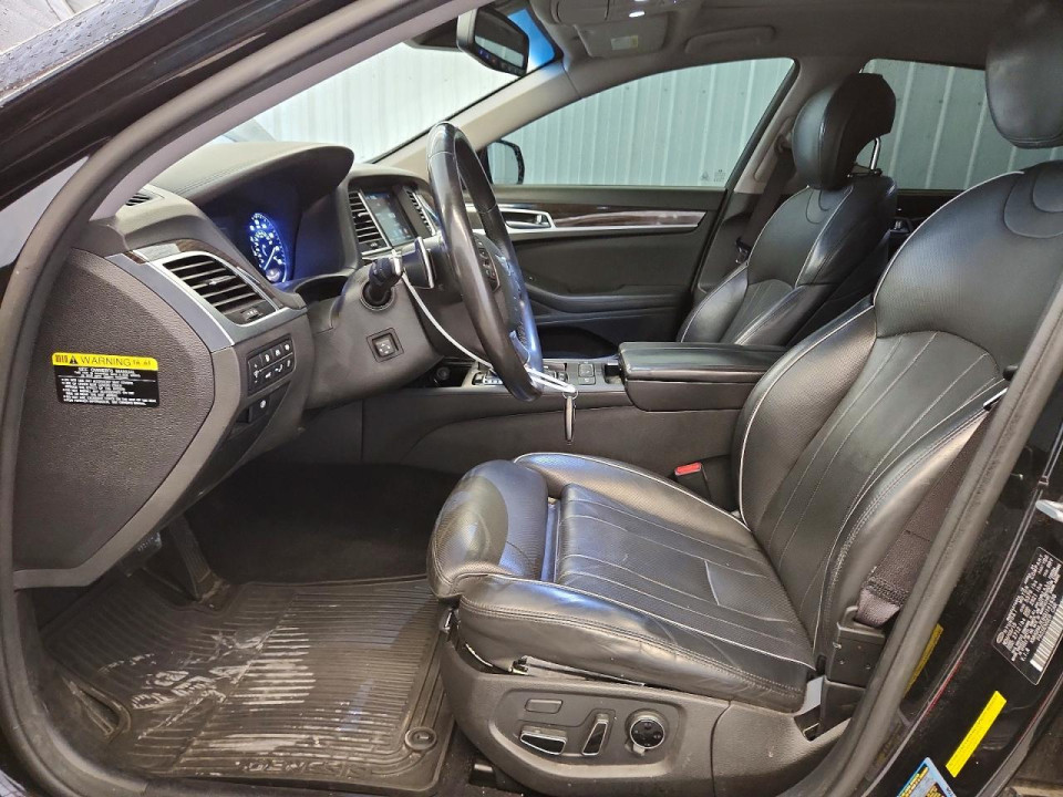 Hyundai GENESIS 2016 — Copart