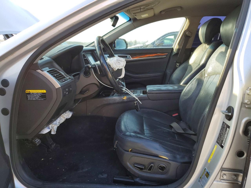 Hyundai GENESIS 2015 — Copart