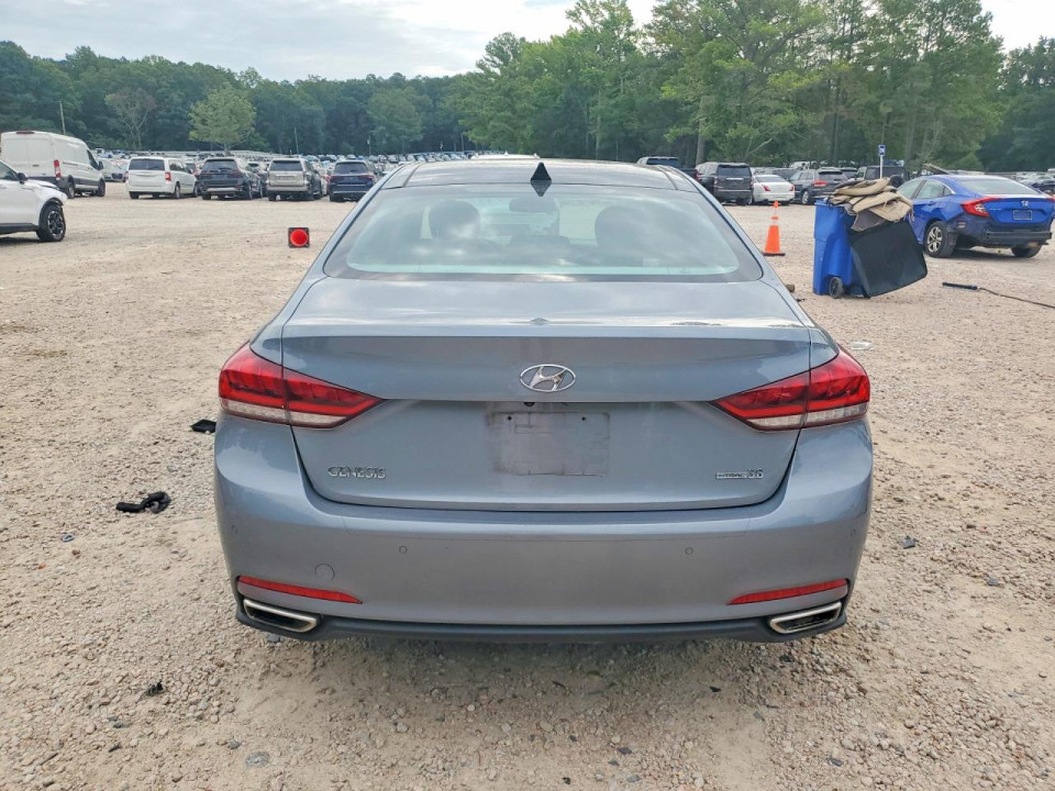 Hyundai GENESIS 2015 — Copart