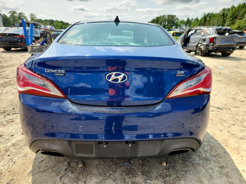 Hyundai GENESIS 2015 — Copart