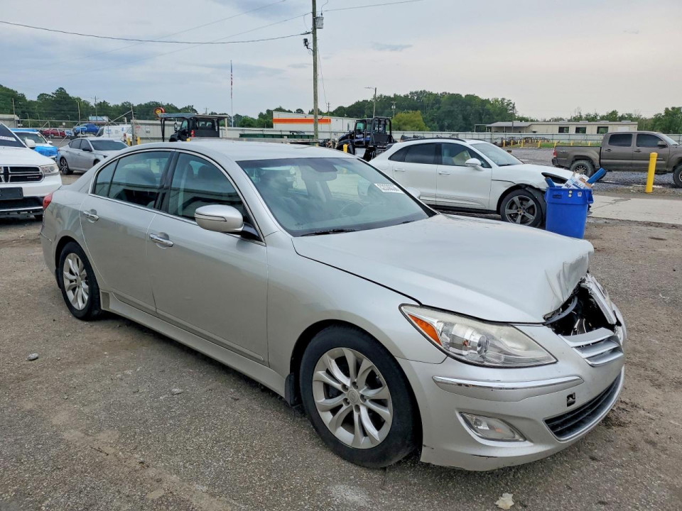 Hyundai GENESIS 2013 — Copart