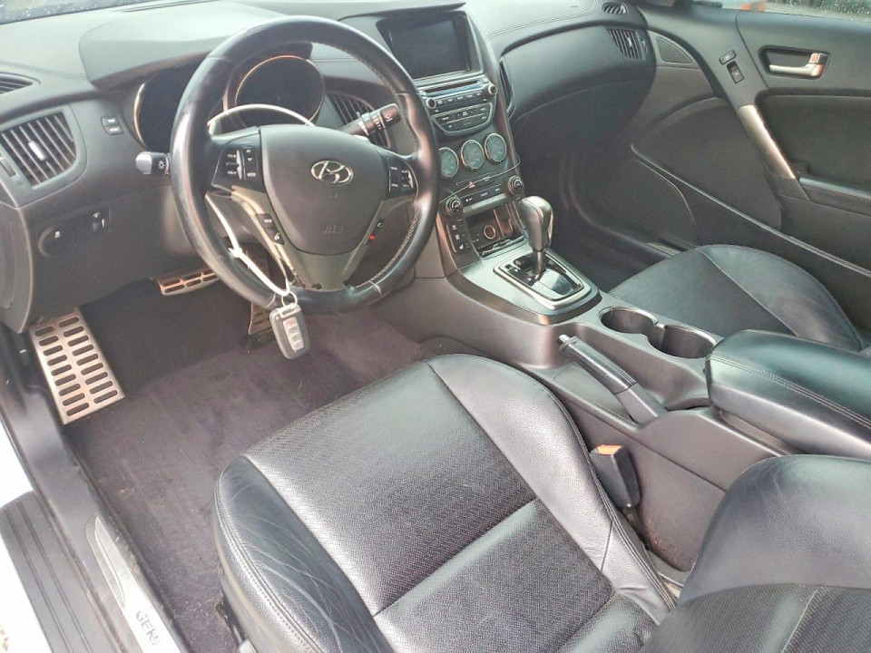 Hyundai GENESIS 2015 — Copart
