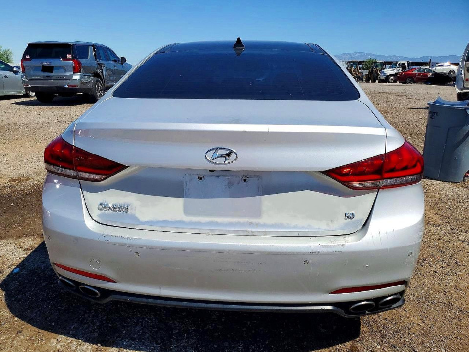 Hyundai GENESIS 2015 — Copart