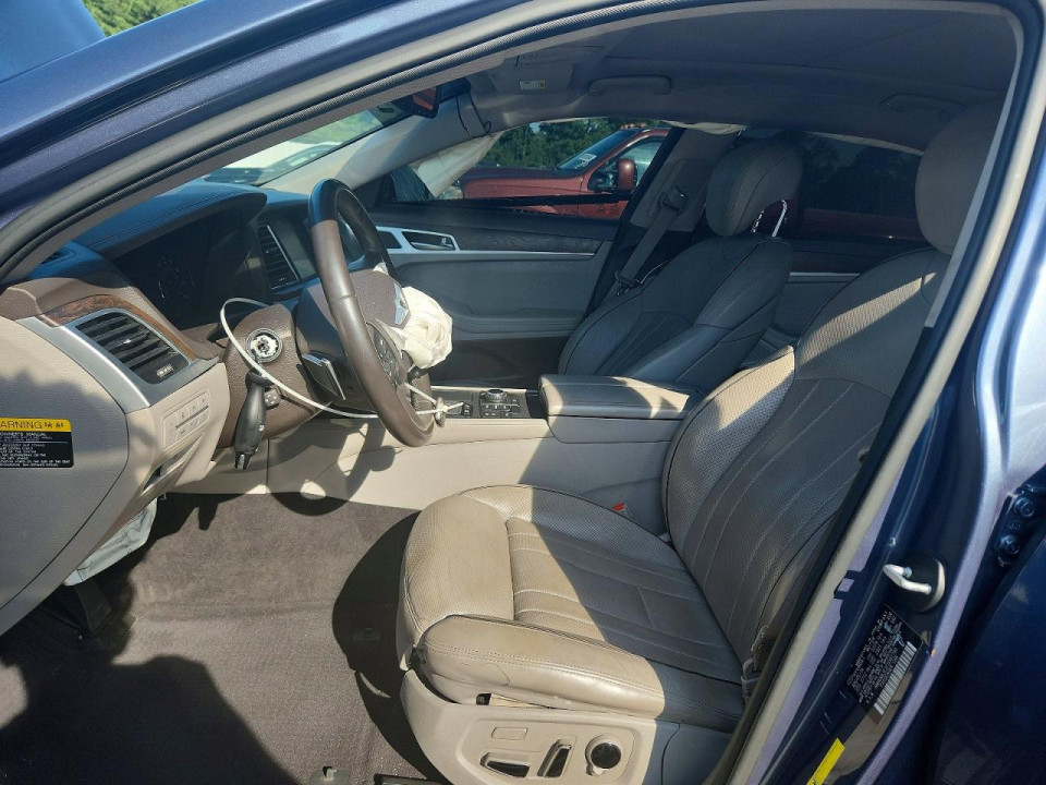 Hyundai GENESIS 2015 — Copart