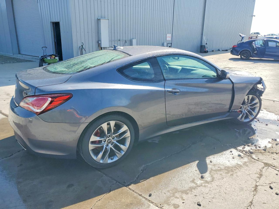 Hyundai GENESIS 2015 — Copart