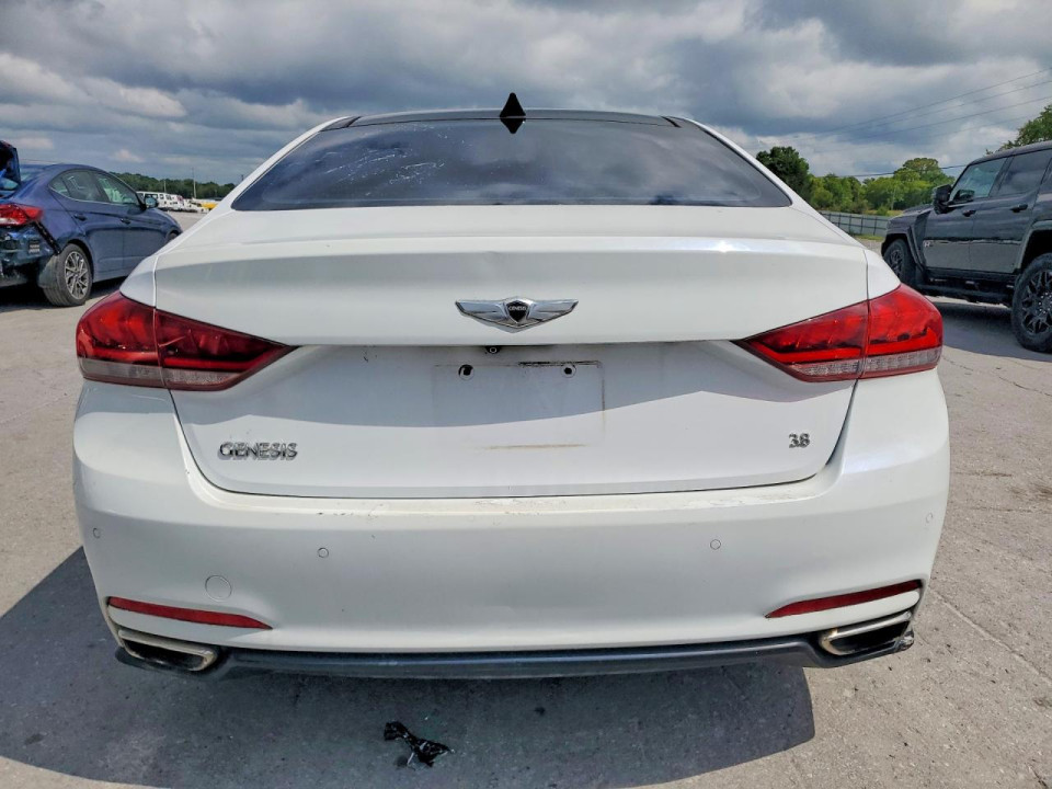 Hyundai GENESIS 2015 — Copart