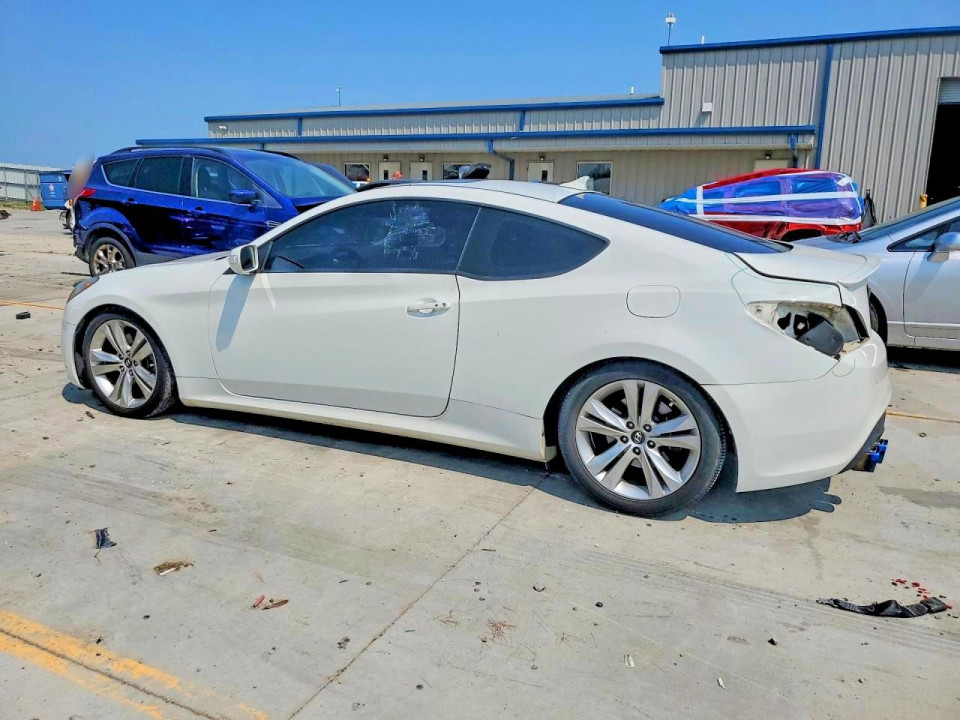 Hyundai GENESIS 2011 — Copart