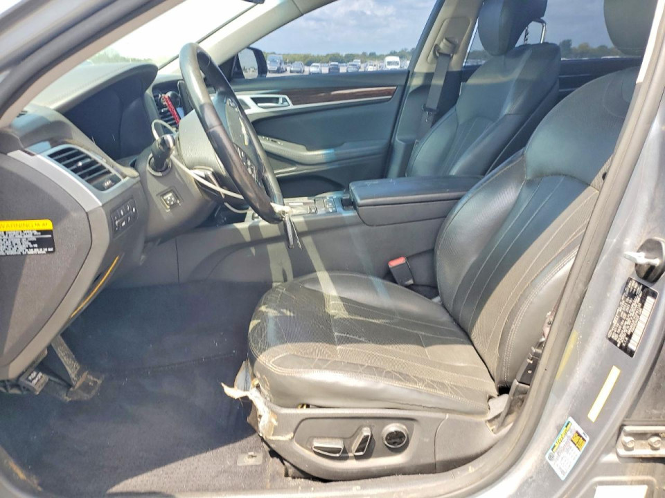 Hyundai GENESIS 2015 — Copart