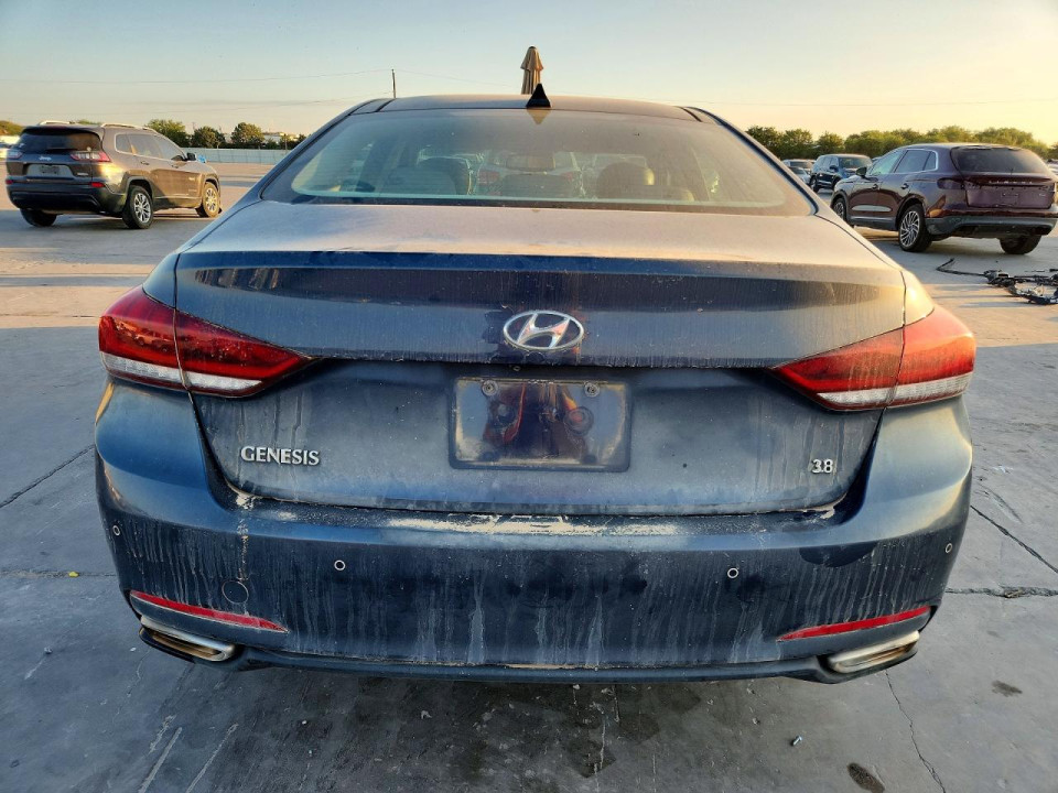 Hyundai GENESIS 2015 — Copart