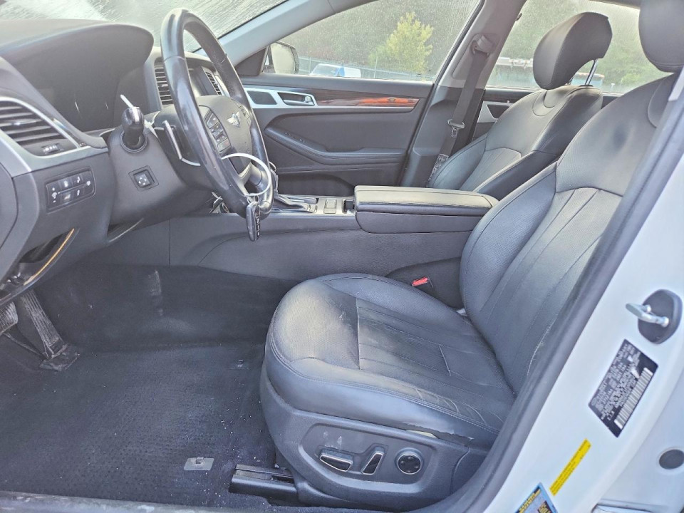 Hyundai GENESIS 2015 — Copart