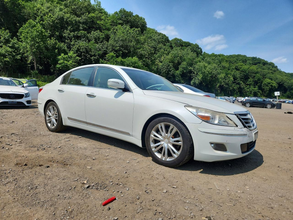 Hyundai GENESIS 2010 — Copart