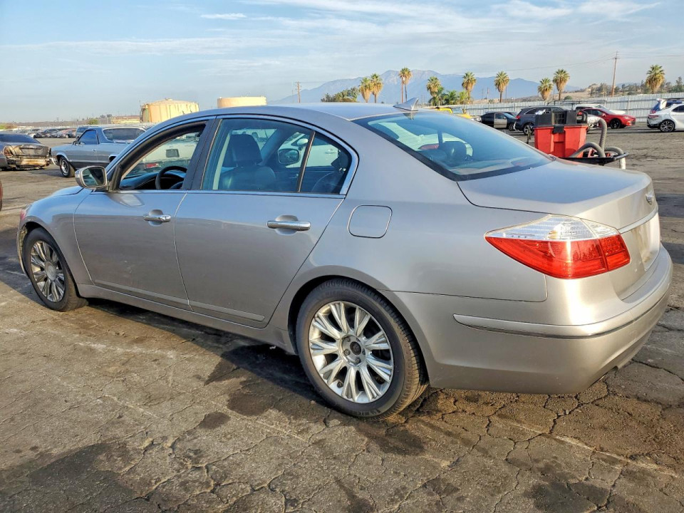 Hyundai GENESIS 2011 — Copart